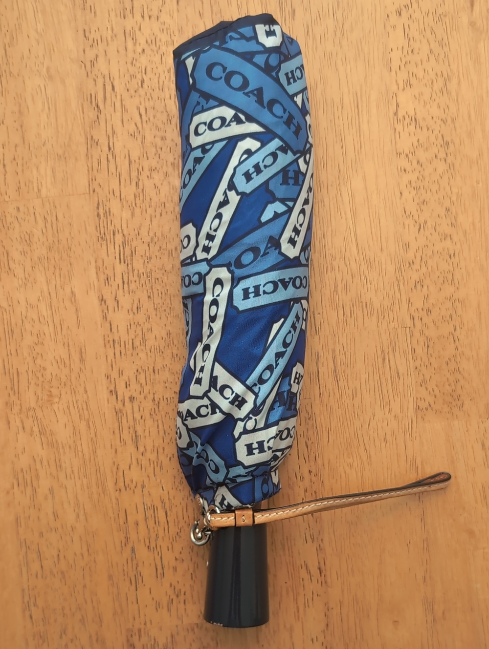 Coach Compact Umbrella Blue Multi Color Signature Graffiti Print Travel Accent